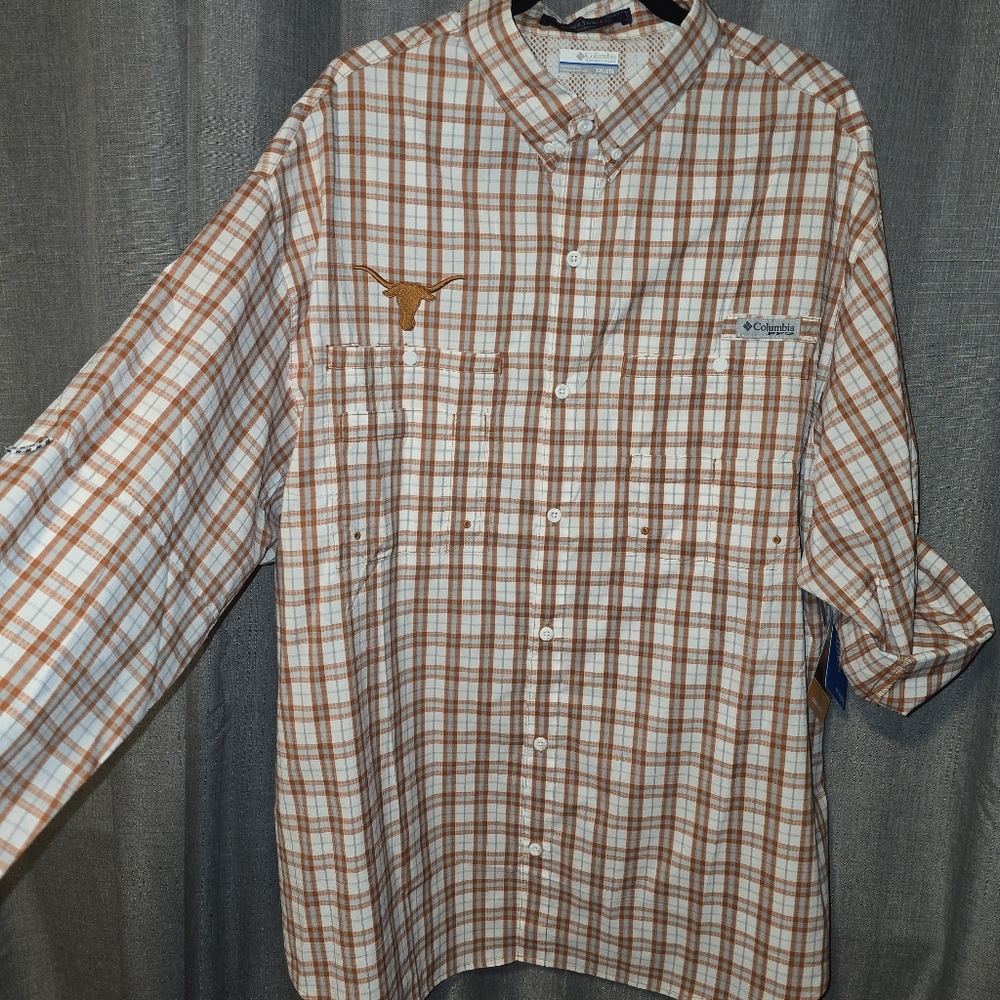 Columbia Men's Texas Longhorns Long Sleeve Button Down Fishing Shirt